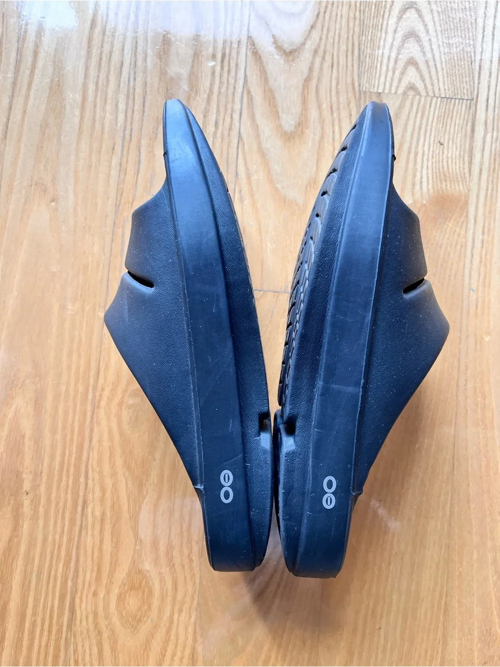 OOFOS OOahh Sport Flex Recovery Sandal Size M-8 W-10 EU41